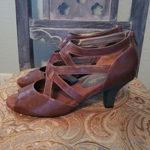 Aerosoles leather heels